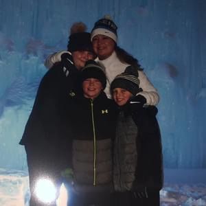 Meet your Posher, Bethani